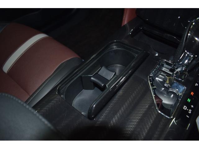 クラウンハイブリッド アスリートS Four ブラックスタイル 4WD/特別仕様車/メーカーナビ/レザーシート/パワーシート/クルーズコントロール/BlueTooth/コーナーセンサー/ビルトインETC/純正アルミ/キセノンヘッドライト/バックカメラ/USB接続/(60枚目)