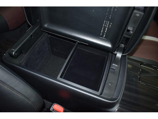 クラウンハイブリッド アスリートS Four ブラックスタイル 4WD/特別仕様車/メーカーナビ/レザーシート/パワーシート/クルーズコントロール/BlueTooth/コーナーセンサー/ビルトインETC/純正アルミ/キセノンヘッドライト/バックカメラ/USB接続/(62枚目)