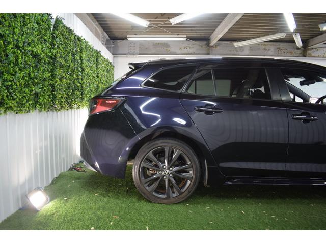 カローラツーリング ハイブリッド ダブルバイビー 4WD/本州仕入/ハーフレザーシート/ドラレコ/LEDライト/ステアリングヒーター/ビルトインETC/ディスプレイオーディオ/DVDデッキ/シートヒーター/バックカメラ/純正17インチAW(14枚目)