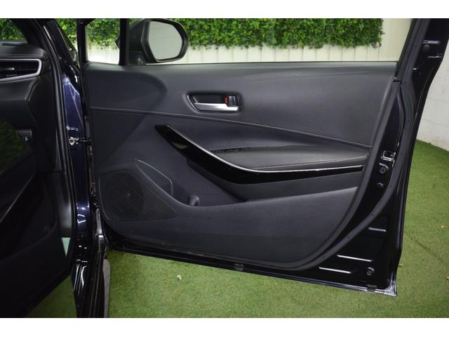 カローラツーリング ハイブリッド ダブルバイビー 4WD/本州仕入/ハーフレザーシート/ドラレコ/LEDライト/ステアリングヒーター/ビルトインETC/ディスプレイオーディオ/DVDデッキ/シートヒーター/バックカメラ/純正17インチAW(29枚目)