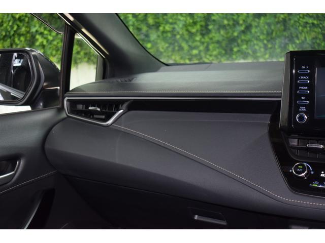 カローラツーリング ハイブリッド ダブルバイビー 4WD/本州仕入/ハーフレザーシート/ドラレコ/LEDライト/ステアリングヒーター/ビルトインETC/ディスプレイオーディオ/DVDデッキ/シートヒーター/バックカメラ/純正17インチAW(46枚目)