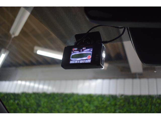 カローラツーリング ハイブリッド ダブルバイビー 4WD/本州仕入/ハーフレザーシート/ドラレコ/LEDライト/ステアリングヒーター/ビルトインETC/ディスプレイオーディオ/DVDデッキ/シートヒーター/バックカメラ/純正17インチAW(62枚目)