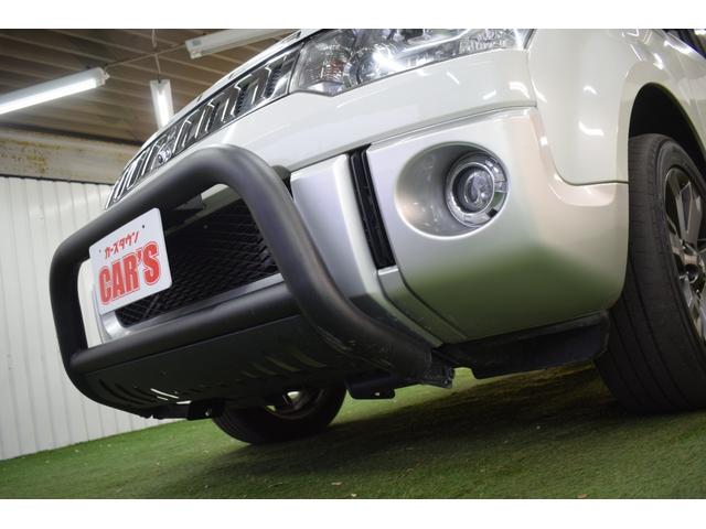 デリカＤ：５ シャモニー　４ＷＤ／本州仕入／バンパーガード／ＡＬＰＩＮＥナビ／ハーフレザー／両側パワスラ／ビルトインＥＴＣ／パドルシフト／キセノンライト／特別仕様車／専用アルミ／クルーズコントロール／ステアリングリモコン（15枚目）