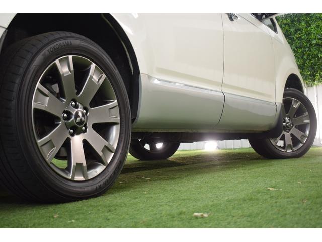 デリカＤ：５ シャモニー　４ＷＤ／本州仕入／バンパーガード／ＡＬＰＩＮＥナビ／ハーフレザー／両側パワスラ／ビルトインＥＴＣ／パドルシフト／キセノンライト／特別仕様車／専用アルミ／クルーズコントロール／ステアリングリモコン（28枚目）