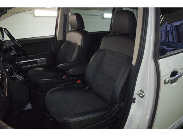 デリカＤ：５ シャモニー　４ＷＤ／本州仕入／バンパーガード／ＡＬＰＩＮＥナビ／ハーフレザー／両側パワスラ／ビルトインＥＴＣ／パドルシフト／キセノンライト／特別仕様車／専用アルミ／クルーズコントロール／ステアリングリモコン（35枚目）