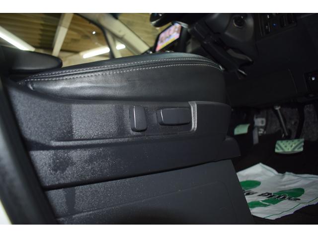 デリカＤ：５ シャモニー　４ＷＤ／本州仕入／バンパーガード／ＡＬＰＩＮＥナビ／ハーフレザー／両側パワスラ／ビルトインＥＴＣ／パドルシフト／キセノンライト／特別仕様車／専用アルミ／クルーズコントロール／ステアリングリモコン（36枚目）