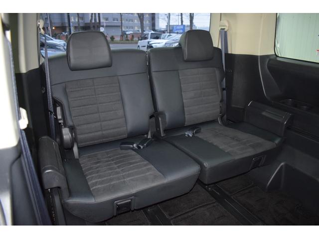 デリカＤ：５ シャモニー　４ＷＤ／本州仕入／バンパーガード／ＡＬＰＩＮＥナビ／ハーフレザー／両側パワスラ／ビルトインＥＴＣ／パドルシフト／キセノンライト／特別仕様車／専用アルミ／クルーズコントロール／ステアリングリモコン（42枚目）