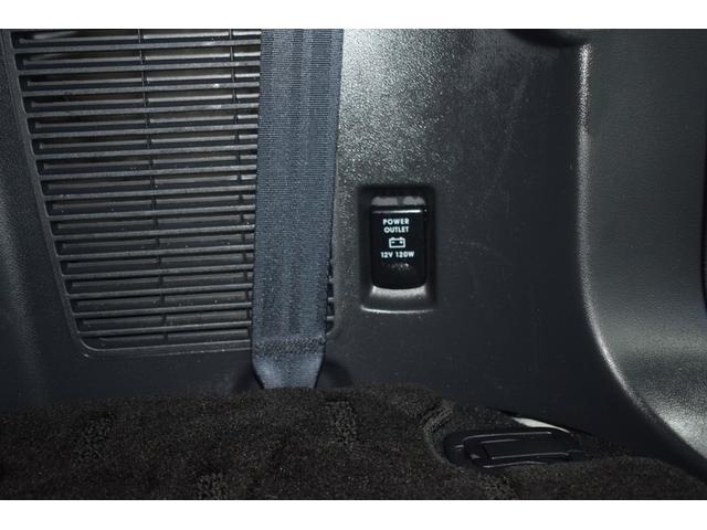 デリカＤ：５ シャモニー　４ＷＤ／本州仕入／バンパーガード／ＡＬＰＩＮＥナビ／ハーフレザー／両側パワスラ／ビルトインＥＴＣ／パドルシフト／キセノンライト／特別仕様車／専用アルミ／クルーズコントロール／ステアリングリモコン（45枚目）