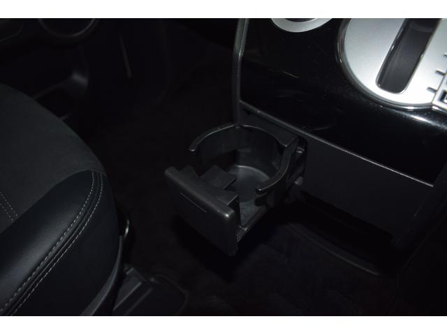 デリカＤ：５ シャモニー　４ＷＤ／本州仕入／バンパーガード／ＡＬＰＩＮＥナビ／ハーフレザー／両側パワスラ／ビルトインＥＴＣ／パドルシフト／キセノンライト／特別仕様車／専用アルミ／クルーズコントロール／ステアリングリモコン（65枚目）