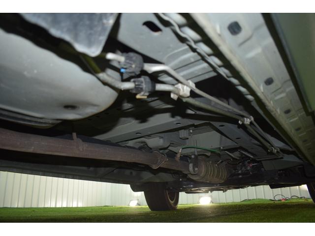 デリカＤ：５ シャモニー　４ＷＤ／本州仕入／バンパーガード／ＡＬＰＩＮＥナビ／ハーフレザー／両側パワスラ／ビルトインＥＴＣ／パドルシフト／キセノンライト／特別仕様車／専用アルミ／クルーズコントロール／ステアリングリモコン（70枚目）