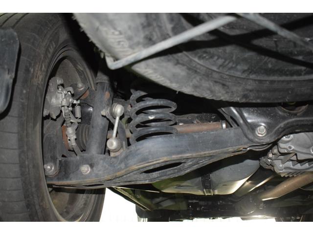 デリカＤ：５ シャモニー　４ＷＤ／本州仕入／バンパーガード／ＡＬＰＩＮＥナビ／ハーフレザー／両側パワスラ／ビルトインＥＴＣ／パドルシフト／キセノンライト／特別仕様車／専用アルミ／クルーズコントロール／ステアリングリモコン（74枚目）