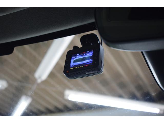 ヴェゼル e:HEV Z 4WD/ワンオーナー/寒冷地仕様/純正エンスタ/前後ドラレコ/ワイヤレス充電/ミラーヒーター/コーナーセンサー/ハーフレザーシート/LEDヘッドライト/電動パーキング/ブレーキホールド/バックカメラ(65枚目)