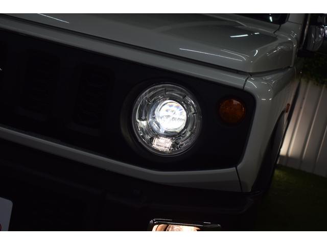 ジムニー ＸＣ　４ＷＤ／本州仕入／５速ＭＴ／ＷＯＲＫ１６インチＡＷ／シートカバー／ＭＴタイヤ／社外８インチナビ／ルーフキャリア／ＬＥＤヘッドライト／バックモニター／ドラレコ／マッドフラップ／リバイバルＢサイドデカール（6枚目）