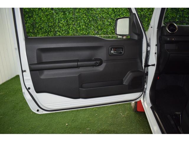 ジムニー ＸＣ　４ＷＤ／本州仕入／５速ＭＴ／ＷＯＲＫ１６インチＡＷ／シートカバー／ＭＴタイヤ／社外８インチナビ／ルーフキャリア／ＬＥＤヘッドライト／バックモニター／ドラレコ／マッドフラップ／リバイバルＢサイドデカール（28枚目）