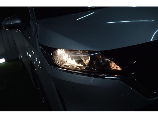 ノート Ｘ　ＦＯＵＲ　４ＷＤ／本州仕入／社外７インチナビ／バックカメラ／シートヒーター／ミラーヒーター／寒冷地仕様／ステアリングヒーター／ＢｌｕｅＴｏｏｔｈ接続／電動パーキング／ブレーキホールド／（4枚目）