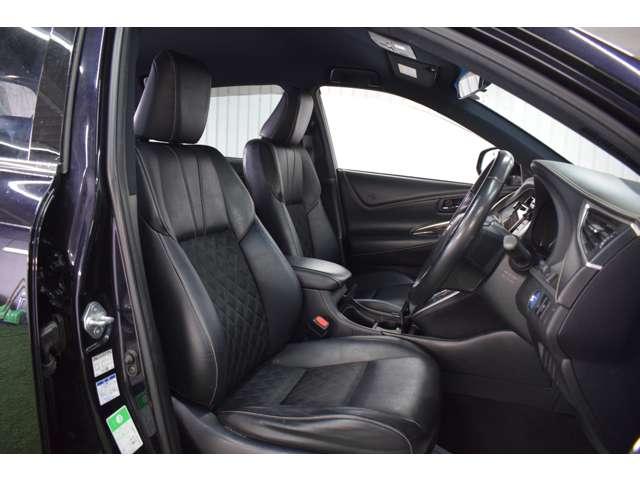 ハリアーハイブリッド プレミアム 4WD/モデリスタエアロ/社外19インチアルミホイール/メーカーナビTV/LEDヘッドライト・フォグ/トヨタセーフティセンス/スマートキー/USBポート/Bluetoothオーディオ/バックカメラ(31枚目)