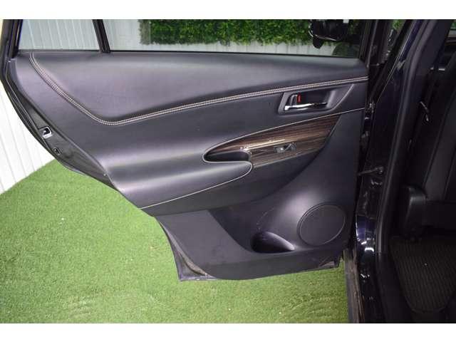 ハリアーハイブリッド プレミアム 4WD/モデリスタエアロ/社外19インチアルミホイール/メーカーナビTV/LEDヘッドライト・フォグ/トヨタセーフティセンス/スマートキー/USBポート/Bluetoothオーディオ/バックカメラ(40枚目)