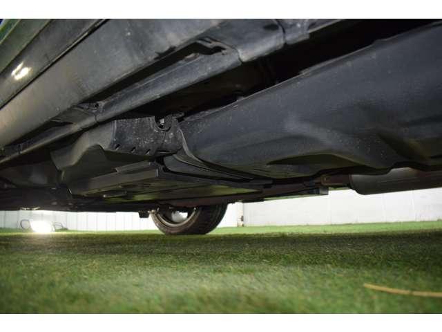 ハリアーハイブリッド プレミアム 4WD/モデリスタエアロ/社外19インチアルミホイール/メーカーナビTV/LEDヘッドライト・フォグ/トヨタセーフティセンス/スマートキー/USBポート/Bluetoothオーディオ/バックカメラ(60枚目)