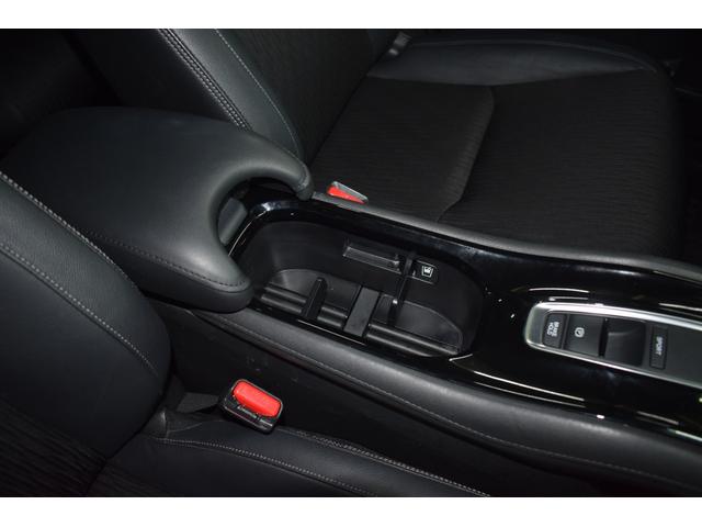 ヴェゼル ハイブリッドZ・ホンダセンシング 4WD/本州仕入/ワンオーナー/寒冷地仕様/LEDライト/パワーシート/ハーフレザー/純正8インチナビ/バックカメラ/純正17インチAW/レーダークルーズ/車線逸脱防止/バックカメラ/ビルトインETC(62枚目)