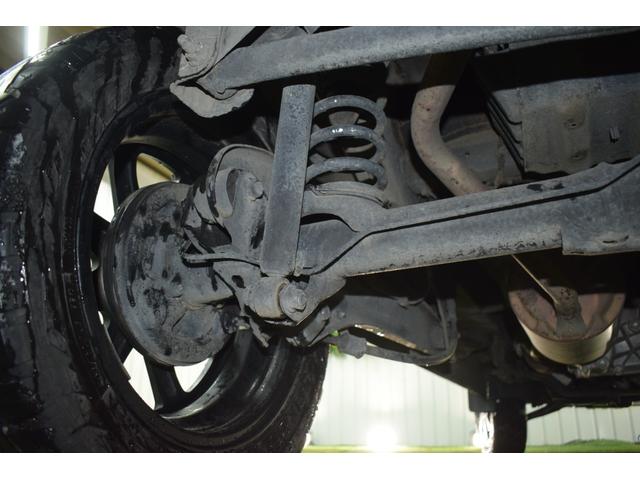 エブリイ ジョインターボ 4WD/ターボ/5速マニュアル/シートカバー/リフトアップ/ルーフキャリア/マッドタイヤ/15インチアルミ/社外オーディオ/キーレスキー/両側スライドドア/LEDヘッドライト/フルフラットシート(52枚目)