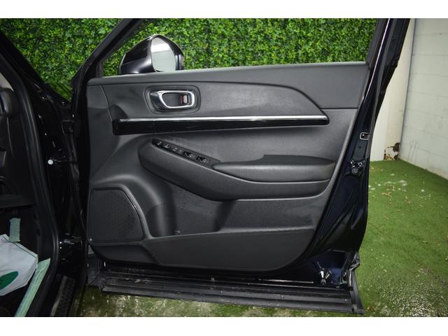 ヴェゼル e:HEV Z 4WD/本州仕入/ワンオーナー/パワーバックドア/純正CarPlay対応ナビ/ハーフレザーシート/電動パーキング/ビルトインETC/LEDヘッドライト/ミラーウィンカー/シートヒーター/ワイヤレス充電(26枚目)