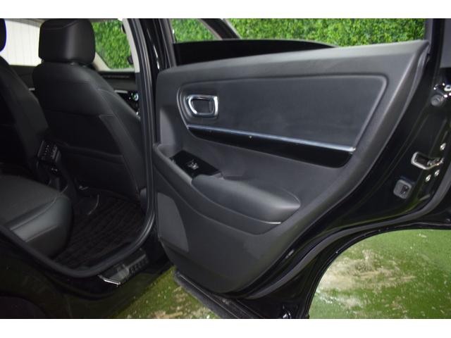 ヴェゼル e:HEV Z 4WD/本州仕入/ワンオーナー/パワーバックドア/純正CarPlay対応ナビ/ハーフレザーシート/電動パーキング/ビルトインETC/LEDヘッドライト/ミラーウィンカー/シートヒーター/ワイヤレス充電(32枚目)