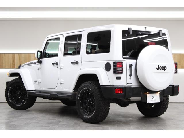 ジープ・ラングラーアンリミテッド ポーラーエディション 4WD 150台限定車 黒革シート専用ステッチ入り IPFクリスタルヘッドライト 純正背面ハードカバー BFグッドリッチ MKWホイール パナソニックナビTVバックカメラ Bluetooth ETC(8枚目)