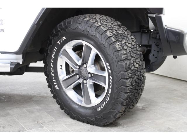 ジープ・ラングラーアンリミテッド サハラ 4WD AppleCarPlay 純正ナビ Bluetooth バックカメラ サイドカメラ フロントカメラ レーダークルーズコントロール ハンドルヒーター シートヒーター LEDライト 厳選本州仕入(12枚目)