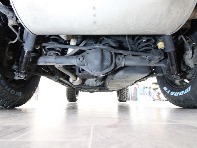 ジープ・ラングラーアンリミテッド スポーツ 4WD JK後期最終モデル オーストラリア製MONSTA 新品タイヤ JEEP純正スチールホイール ストラーダナビ地デジBカメラ Bluetooth ETC(29枚目)