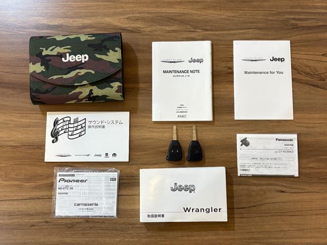 ジープ・ラングラーアンリミテッド スポーツ 4WD JK後期最終モデル オーストラリア製MONSTA 新品タイヤ JEEP純正スチールホイール ストラーダナビ地デジBカメラ Bluetooth ETC(30枚目)