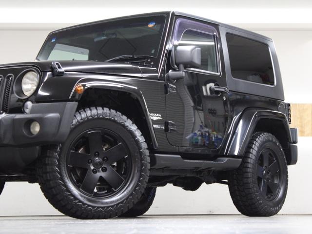 ジープ・ラングラー サハラ　４ＷＤ　３ドアショートボディ　オーストラリア製モンスタ新品タイヤＲＴハイブリッド　カロッツェリアナビ地デジＥＴＣ　ブラックシートカバー　キーレス　脱着式リアシート　車検付即納車可能（6枚目）