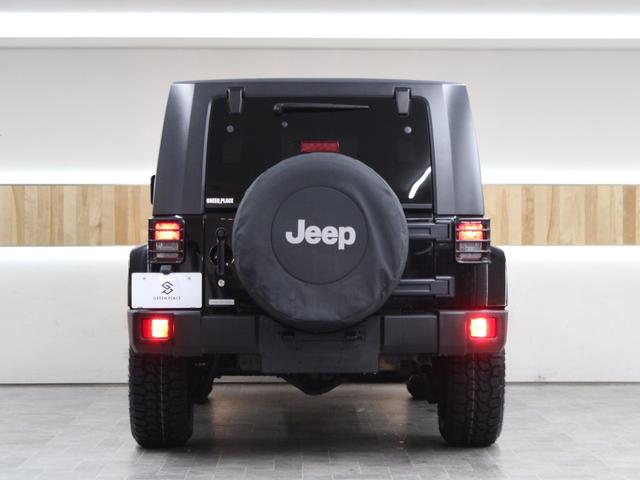 ジープ・ラングラー サハラ　４ＷＤ　３ドアショートボディ　オーストラリア製モンスタ新品タイヤＲＴハイブリッド　カロッツェリアナビ地デジＥＴＣ　ブラックシートカバー　キーレス　脱着式リアシート　車検付即納車可能（8枚目）