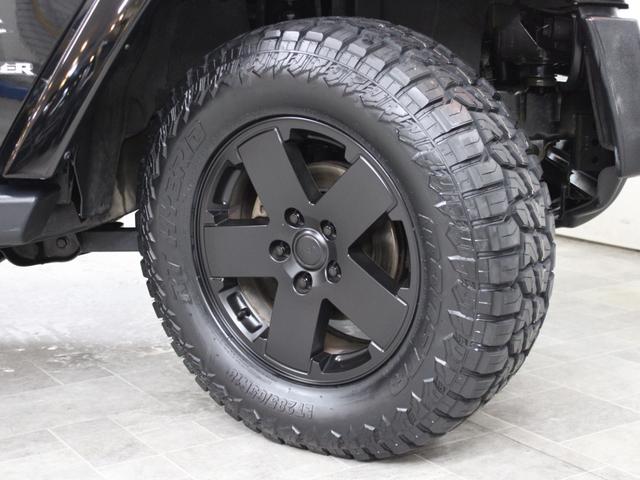 ジープ・ラングラー サハラ　４ＷＤ　３ドアショートボディ　オーストラリア製モンスタ新品タイヤＲＴハイブリッド　カロッツェリアナビ地デジＥＴＣ　ブラックシートカバー　キーレス　脱着式リアシート　車検付即納車可能（13枚目）