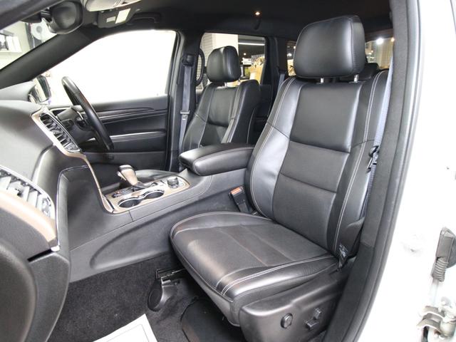 ������ȃV�[�g���S�ȃV�~�ȂǂȂ����ɃL���C�ȏ�Ԃł���