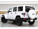 ジープ・ラングラーアンリミテッド ポーラーエディション 4WD 150台限定車 黒革シート専用ステッチ入り IPFクリスタルヘッドライト 純正背面ハードカバー BFグッドリッチ MKWホイール パナソニックナビTVバックカメラ Bluetooth ETC(8枚目)