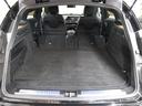 リアシートを倒すとさらに広い荷室となります★リアシートはボタン操作一つで可倒可能です★