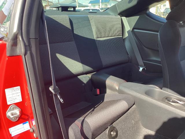 ８６ ＧＴ　バックカメラ　オートライト　フルセグテレビ　ナビ　ＤＶＤ　ＣＤ　Ｂｌｕｅｔｏｏｔｈ　スマートキー　純正エンジンスターター（13枚目）