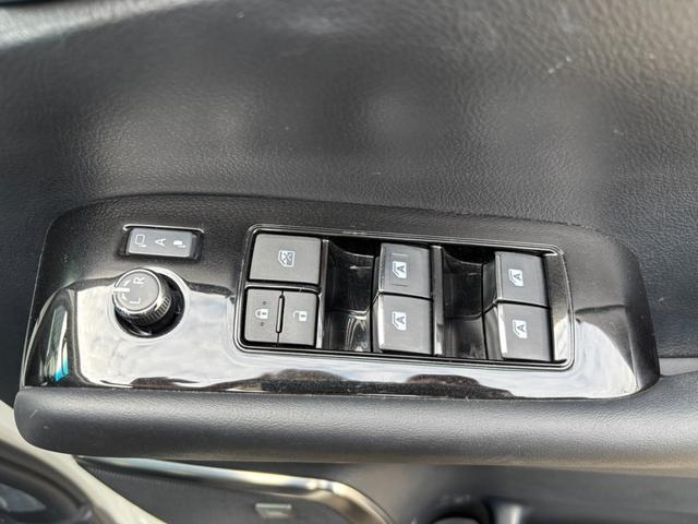 アルファード 2.5S Cパッケージ ワンオーナー/2.5S-Cパッケージ4WD/純正ナビ/フルセグTV/フィリップダウンモニター/純正エンジンスターター/ETC/LEDヘットライト/オートクルーズコントロール/両側パワースライドドア(21枚目)