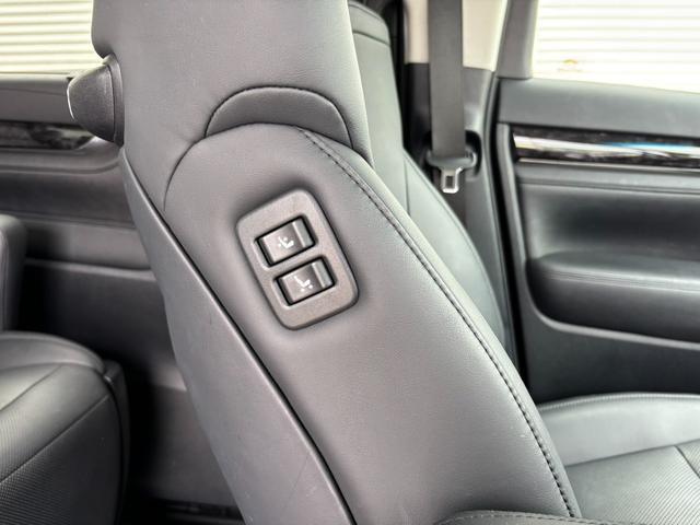 アルファード 2.5S Cパッケージ ワンオーナー/2.5S-Cパッケージ4WD/純正ナビ/フルセグTV/フィリップダウンモニター/純正エンジンスターター/ETC/LEDヘットライト/オートクルーズコントロール/両側パワースライドドア(29枚目)