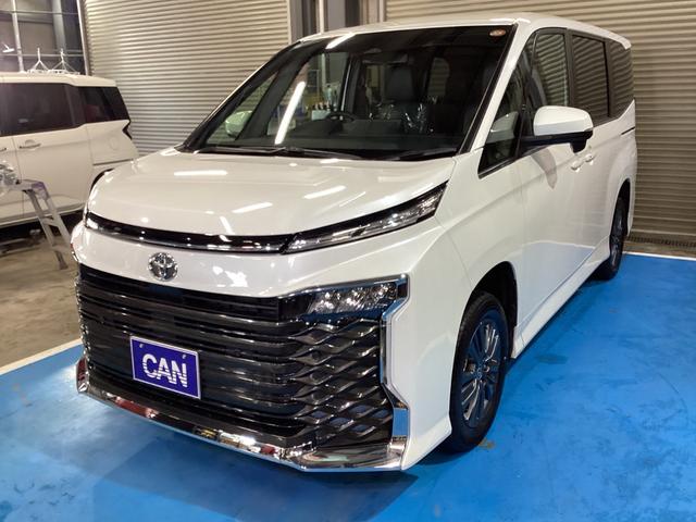 ヴォクシー Ｓ－Ｇ　４ＷＤ　ＡＢＳ　エアコン　パワーウィンドウ　盗難防止システム　スマートキー　横滑り防止装置　衝突安全ボディ　衝突被害軽減システム（3枚目）