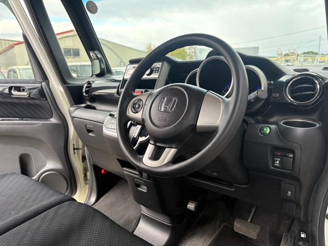 N-BOXカスタム G・Lパッケージ 事故歴無 4WD 防錆アンダーコート 1オーナー スマートキー プシュッシュスタート 横滑り防止(28枚目)