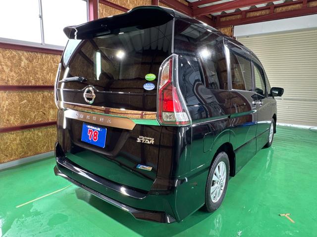 セレナ ハイウェイスター 事故歴無 4WD 両側パワースライドドア アラウンドビューモニター ナビフルセグTV Bluetooth LEDヘッドライト クルーズコントロール(5枚目)