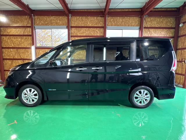 セレナ ハイウェイスター 事故歴無 4WD 両側パワースライドドア アラウンドビューモニター ナビフルセグTV Bluetooth LEDヘッドライト クルーズコントロール(8枚目)