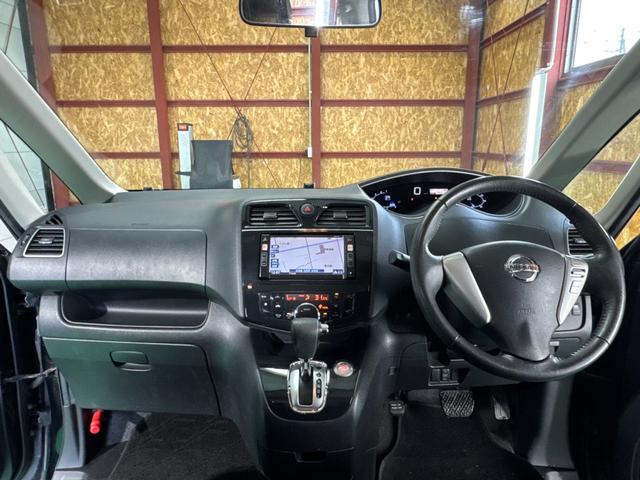 セレナ ハイウェイスター 事故歴無 4WD 両側パワースライドドア スマートキー プッシュスタート クルーズコントロール ナビTV 寒冷地仕様(14枚目)