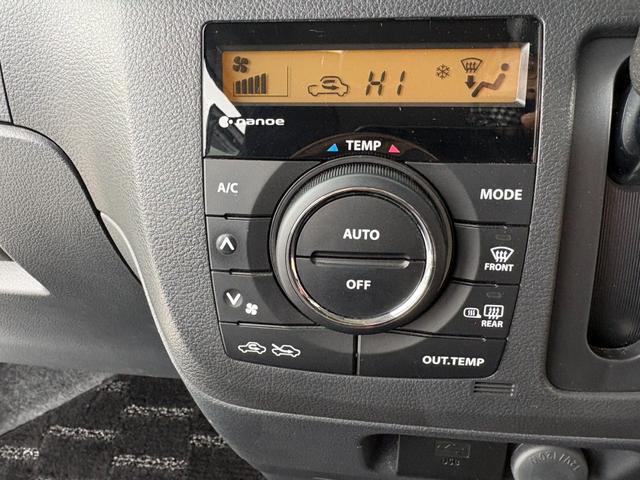 スペーシアカスタム ＸＳ　事故歴無　４ＷＤ　防錆アンダーコート付　１オーナー　両側パワースライドドア　ナビＴＶ　バックカメラ　プッシュスタート　スマートキー　ＨＩＤ　シートヒーター　ミラーヒーター（42枚目）