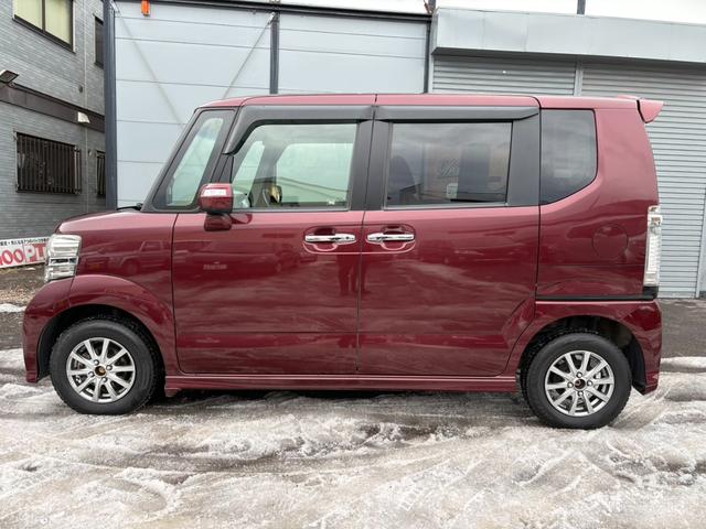 Ｎ－ＢＯＸカスタム Ｇ　ターボＳＳパッケージ　事故歴無　４ＷＤ　防錆アンダーコート付　両側パワースライドドア　ナビＴＶ　バックカメラ　パドルシフト　ＨＩＤ　スマートキー　エンジンスターター　ミラーヒーター　プッシュスタート　よこしべり防止　ＨＩＤ（13枚目）