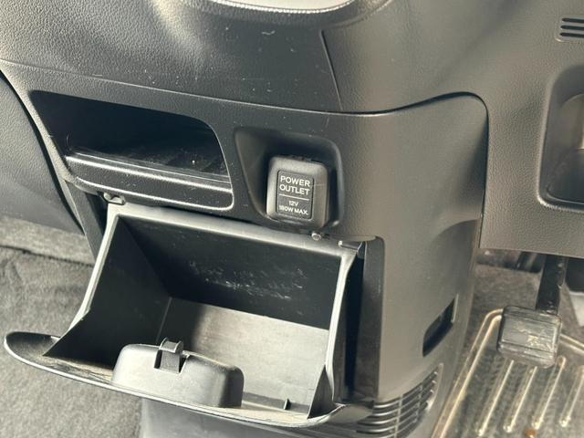 Ｎ－ＢＯＸカスタム Ｇ　ターボＳＳパッケージ　事故歴無　４ＷＤ　防錆アンダーコート付　両側パワースライドドア　ナビＴＶ　バックカメラ　パドルシフト　ＨＩＤ　スマートキー　エンジンスターター　ミラーヒーター　プッシュスタート　よこしべり防止　ＨＩＤ（47枚目）