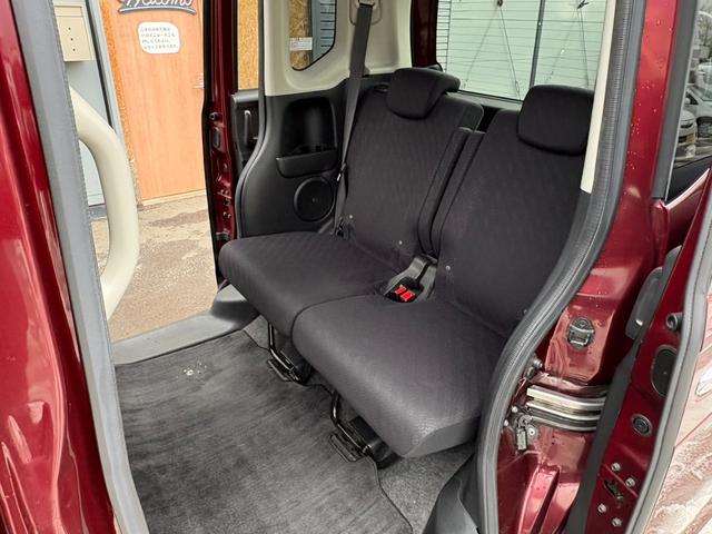 Ｎ－ＢＯＸカスタム Ｇ　ターボＳＳパッケージ　事故歴無　４ＷＤ　防錆アンダーコート付　両側パワースライドドア　ナビＴＶ　バックカメラ　パドルシフト　ＨＩＤ　スマートキー　エンジンスターター　ミラーヒーター　プッシュスタート　よこしべり防止　ＨＩＤ（50枚目）