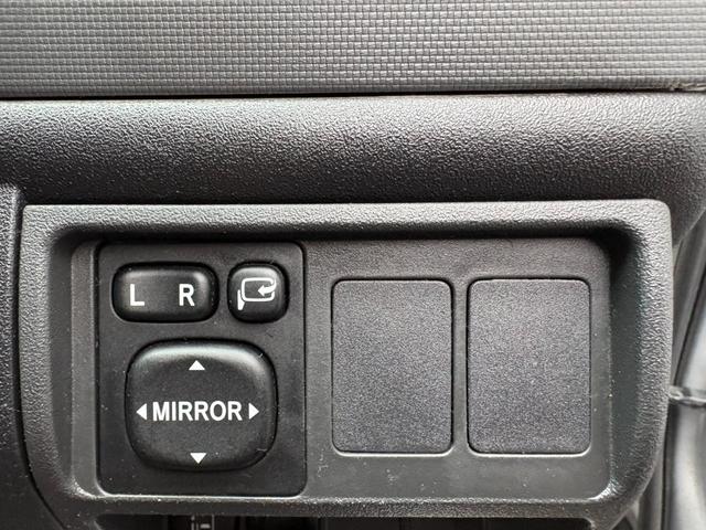 シエンタ ＤＩＣＥリミテッド　事故歴無　４ＷＤ　パワースライドドア　スペアーキー　ナビＴＶ　ＨＩＤ（29枚目）