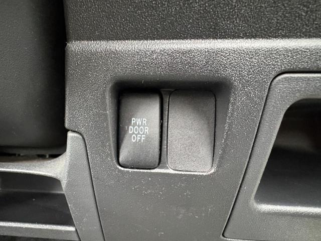 シエンタ ＤＩＣＥリミテッド　事故歴無　４ＷＤ　パワースライドドア　スペアーキー　ナビＴＶ　ＨＩＤ（31枚目）